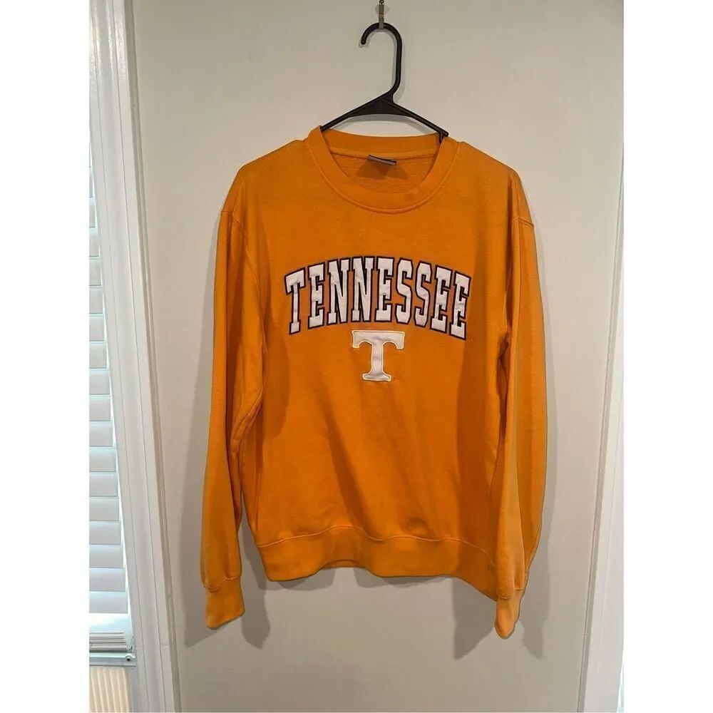 University of Tennessee Vintage Stadium Athletics Crew Neck Sweater Size Medium